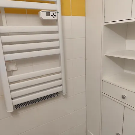 Ossau T2 5 Personnes Tt Confort Climatisation Piscine Linge De Maison Inclus Moustiquaires Vue Montagne Plein Sud Διαμέρισμα Bielle
