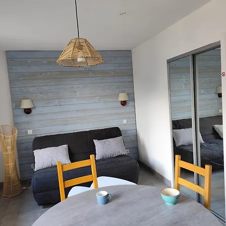 Apartment Ossau T2 5 Personnes Tt Confort Climatisation Piscine Linge De Maison Inclus Moustiquaires Vue Montagne Plein Sud *