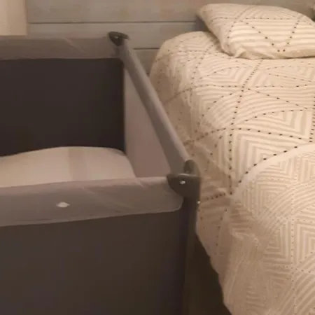 Apartment Ossau T2 5 Personnes Tt Confort Proximite Du Navette Au Village Climatisation Piscine Juin A Fin Septembre Linge De Maison Inclus Au Pied De La Montagne Parking