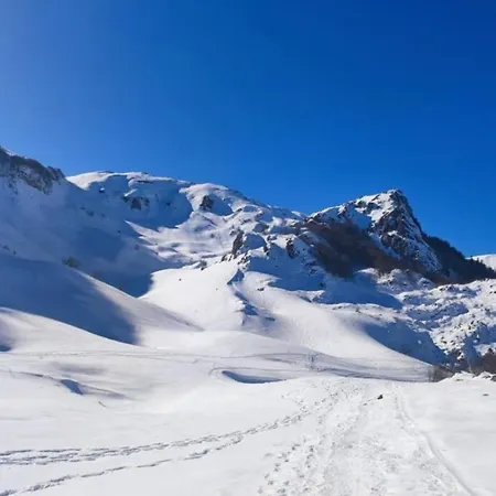 Ossau T2 5 Personnes 1 Draps Serviettes Inclus Parking Moustiquaires Confort Pres Du